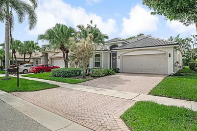 5598 Fountains Drive S, Lake Worth, FL 33467 - Photo 2