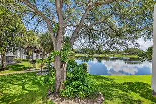 3402 Bridgewood Dr, Boca Raton, FL 33434 - Photo 32