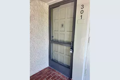 4090 Tivoli Court #301, Lake Worth Beach, FL 33467 - Photo 4