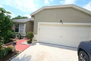 5 Heather Trace Dr, Boynton Beach, FL 33436 - Photo 2
