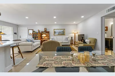 277 W High Point Court #B, Delray Beach, FL 33445 - Photo 10