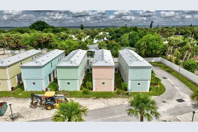 300 NE Coastal Drive, Jensen Beach, FL 34957 - Photo 38