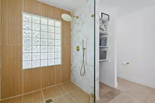 8110 W Lake Dr, West Palm Beach, FL 33406 - Photo 38