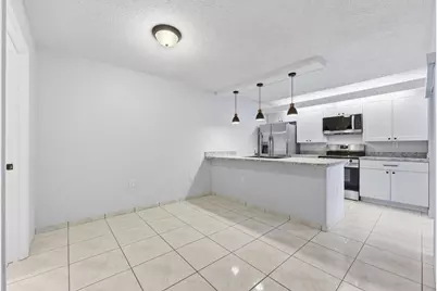 6608 66th Way, West Palm Beach, FL 33409 - Photo 4