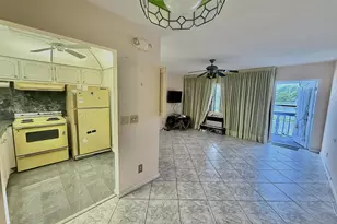 417 Markham S, Deerfield Beach, FL 33442 - Photo 6
