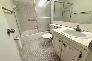 417 Markham S, Deerfield Beach, FL 33442 - Photo 10