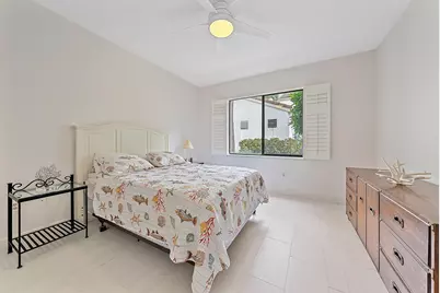 811 Oak Harbour Drive, Juno Beach, FL 33408 - Photo 16