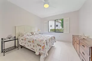 811 Oak Harbour Dr, Juno Beach, FL 33408 - Photo 16