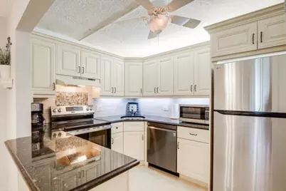 319 Pine Ridge Circle #B1, Greenacres, FL 33463 - Photo 6