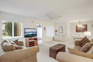 319 Pine Ridge Cir, Greenacres, FL 33463 - Photo 4