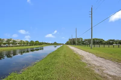 3899 Shutterfly Way, Wellington, FL 33414 - Photo 16