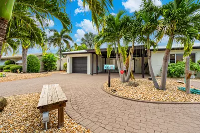 1621 NE 63rd Court, Fort Lauderdale, FL 33334 - Photo 4