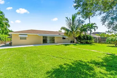 751 Hummingbird Way #7, North Palm Beach, FL 33408 - Photo 34