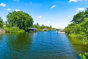 751 Hummingbird Way, North Palm Beach, FL 33408 - Photo 32