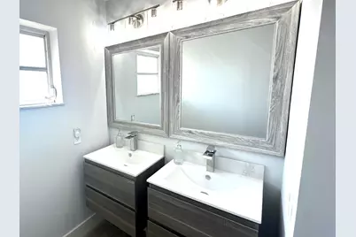 10723 Greentrail Drive S, Boynton Beach, FL 33436 - Photo 8