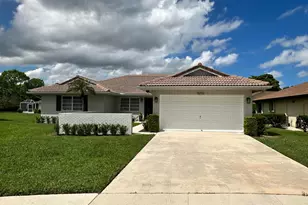 10723 Greentrail Dr S, Boynton Beach, FL 33436 - Photo 14