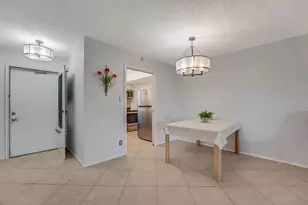 2775 Dudley Dr W, West Palm Beach, FL 33415 - Photo 6