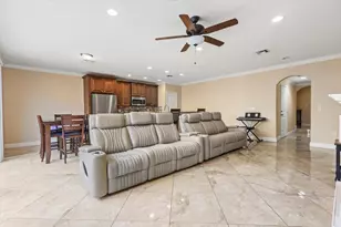 3325 Elizabeth Pl S, Lake Worth, FL 33461 - Photo 12