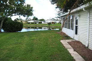 8504 Marlberry Ct, Port Saint Lucie, FL 34952 - Photo 4