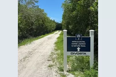 8365 Pequod Avenue #Whitestone 110, Vero Beach, FL 32967 - Photo 32