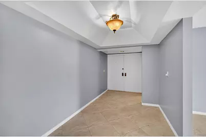 1100 Surf Road #109, Palm Beach Shores, FL 33404 - Photo 8