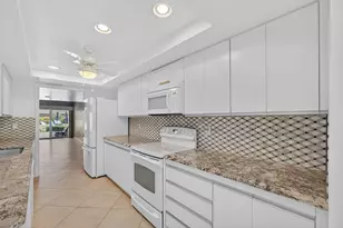 1100 Surf Rd, Riviera Beach, FL 33404 - Photo 44