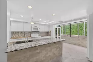 1100 Surf Rd, Riviera Beach, FL 33404 - Photo 32