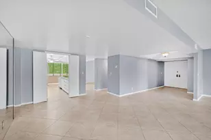 1100 Surf Rd, Riviera Beach, FL 33404 - Photo 20