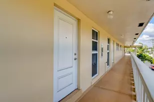 1200 SW 12th Ct, Fort Lauderdale, FL 33315 - Photo 8