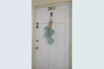 361 Windsor P, West Palm Beach, FL 33417 - Photo 2