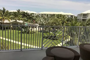 431 Bay Colony Dr N, Juno Beach, FL 33408 - Photo 14