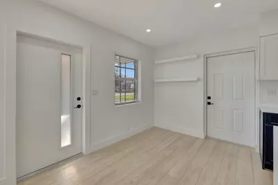 325 E Decarie Street, Delray Beach, FL 33444 - Photo 18