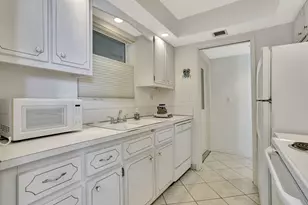 1069 Hillsboro Mile, Hillsboro Beach, FL 33062 - Photo 6