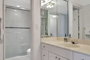 1069 Hillsboro Mile, Pompano Beach, FL 33062 - Photo 10