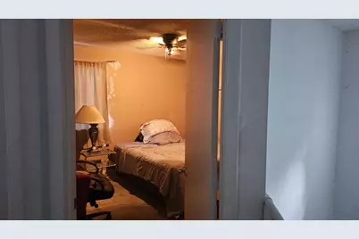 8741 SW 10th Street, Pembroke Pines, FL 33025 - Photo 12