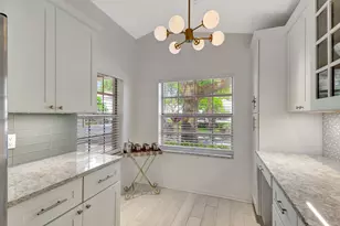 15 Admirals Ct, Palm Beach Gardens, FL 33418 - Photo 10