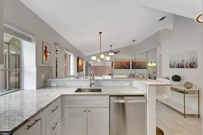 15 Admirals Court, Palm Beach Gardens, FL 33418 - Photo 6