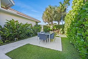 2940 Twin Oaks Way, Wellington, FL 33414 - Photo 4