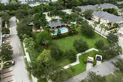 1561 SE Hampshire Way #104, Stuart, FL 34994 - Photo 22