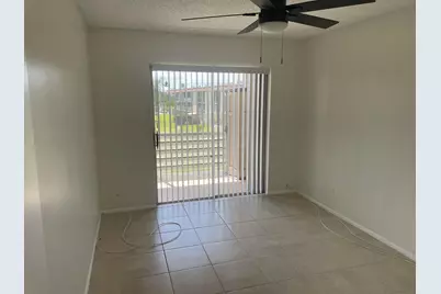 100 Village Green Circle E #312, Lake Worth, FL 33461 - Photo 12