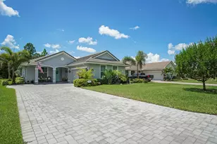 2652 Conifer Dr, Fort Pierce, FL 34951 - Photo 2