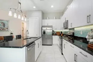 2652 Conifer Dr, Fort Pierce, FL 34951 - Photo 4