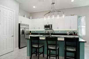 2652 Conifer Dr, Fort Pierce, FL 34951 - Photo 10