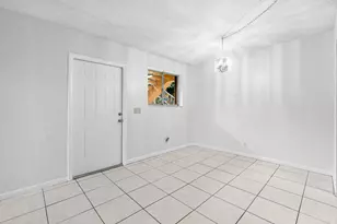 1876 Fairview Villas Dr, West Palm Beach, FL 33406 - Photo 6