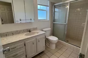 658 NE 6th Ct, Boynton Beach, FL 33435 - Photo 8