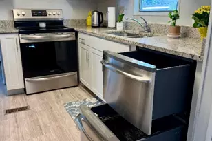 176 W Caribbean, Port Saint Lucie, FL 34952 - Photo 2