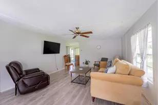 176 W Caribbean, Port Saint Lucie, FL 34952 - Photo 14