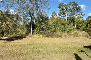 176 W Caribbean, Port Saint Lucie, FL 34952 - Photo 10