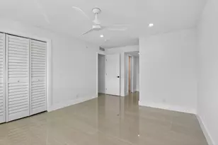 2651 S Palm Aire Dr S, Pompano Beach, FL 33069 - Photo 24