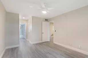 4760 Lucerne Lakes Blvd W, Lake Worth, FL 33467 - Photo 4